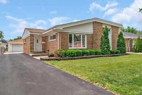 10833 Robinhood Street, Westchester, IL 60154