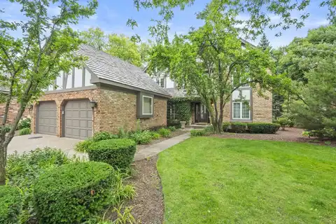 25 Lake Ridge Club Drive, Burr Ridge, IL 60527