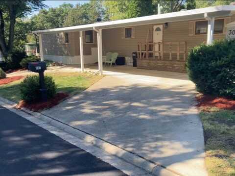 307 Valhalla Circle, Crystal Lake, IL 60014