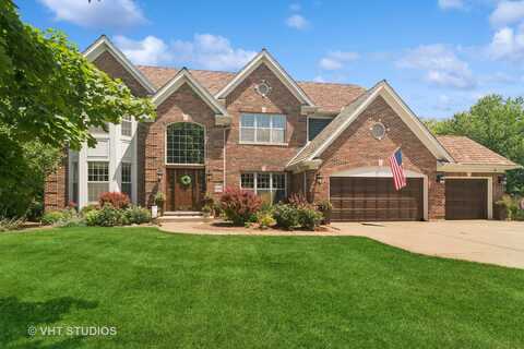 926 Lakewood Drive, Barrington, IL 60010