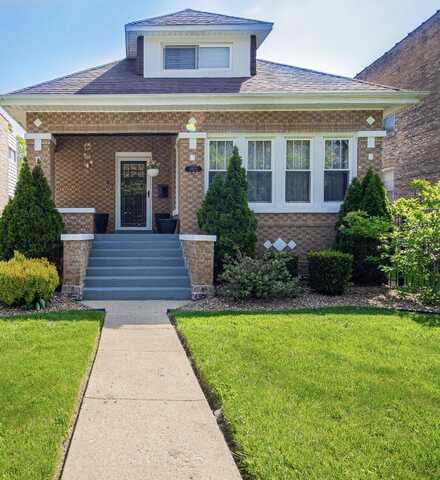 10215 S Charles Street, Chicago, IL 60643