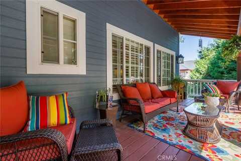 28575 Manitoba Drive, Lake Arrowhead, CA 92352