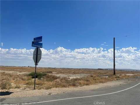 90 Avenue H, Lancaster, CA 93535
