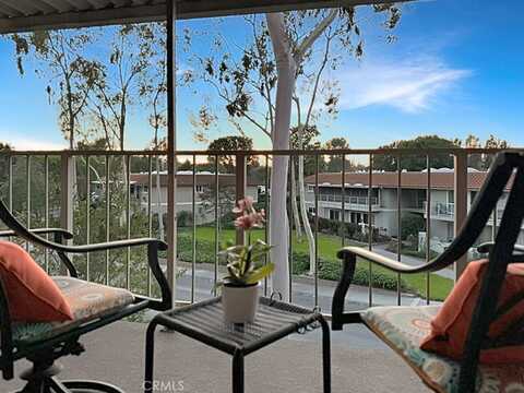 668 Via Mendoza, Laguna Woods, CA 92637