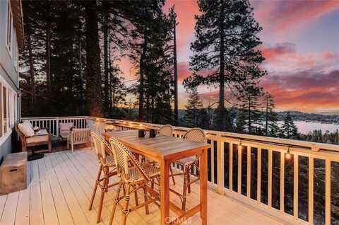 521 Sunderland Court, Lake Arrowhead, CA 92352