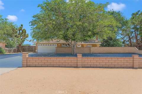 14769 Nanticoke Road, Apple Valley, CA 92307
