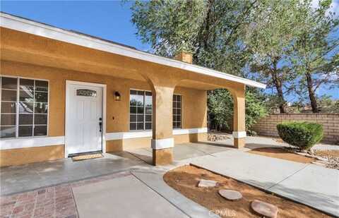 14769 Nanticoke Road, Apple Valley, CA 92307
