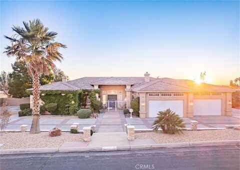 13724 Chateau Court, Apple Valley, CA 92307
