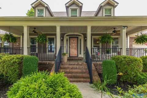 3305 Cedar Cove SW, Decatur, AL 35603