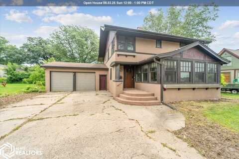 1009 11th Street, Eldora, IA 50627