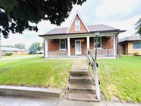 1735 Avenue E, Fort Madison, IA 52627