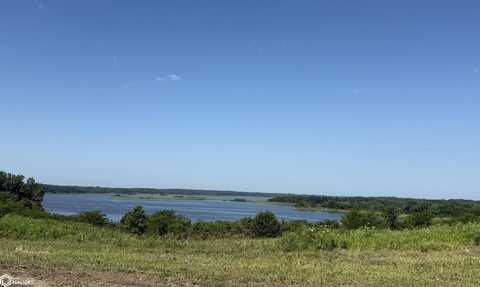 336 Lake Drive, Melrose, IA 52569
