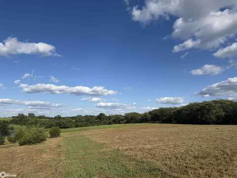 336 Lake Drive, Melrose, IA 52569
