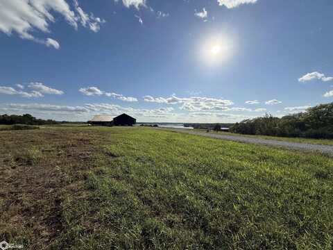254 Lake Drive, Melrose, IA 52569