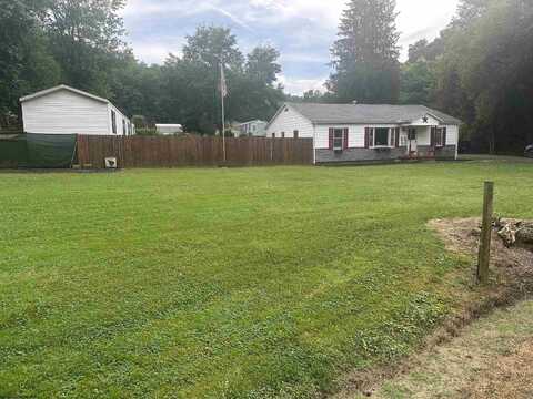 453 Saltlick Road, Mannington, WV 26582