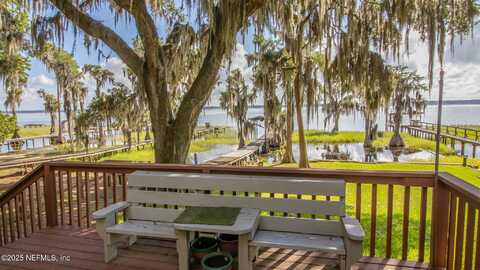 7925 NE 221 Street, Melrose, FL 32666