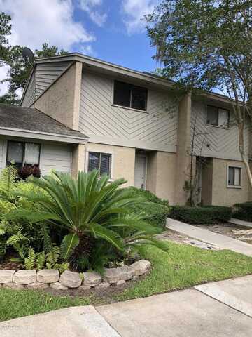 3801 CROWN POINT Road unit: 1132, Jacksonville, FL 32257