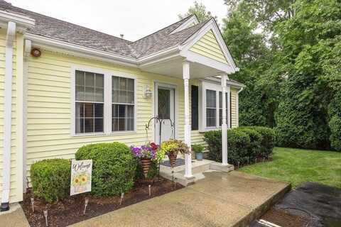 65 Bliss Ave, Attleboro, MA 02703