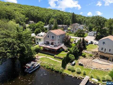 10 Emerson Road, West Milford, NJ 07421