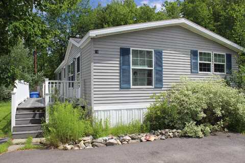 18 Hunter Boulevard, Londonderry, NH 03053