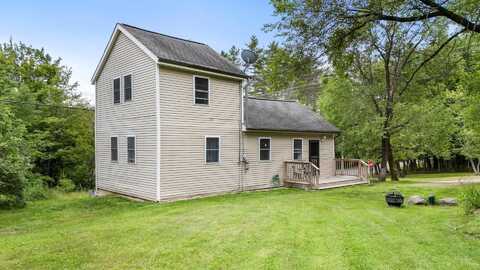 6 Badger Road, Goshen, NH 03752