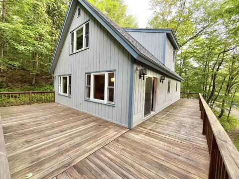 52 Big Bend Loop, Wilmington, VT 05363