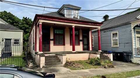 1235 ALVAR Street, New Orleans, LA 70117