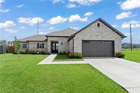 218 BELLE ORMOND Circle, Destrehan, LA 70047