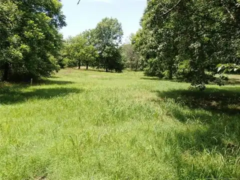 2018 N Mission Lane, Okmulgee, OK 74447