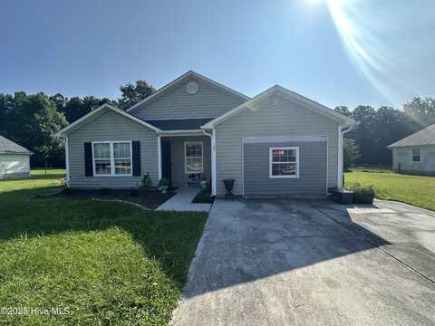 392 Riggs Road, Hubert, NC 28539