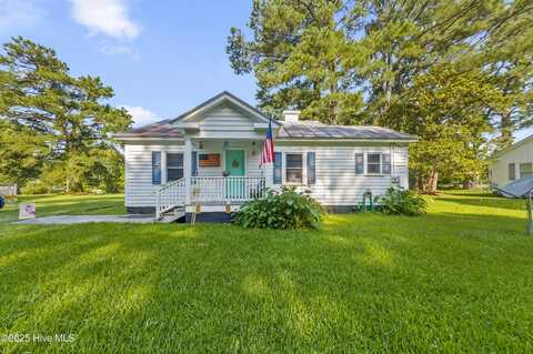 106 S Third Street, Bayboro, NC 28515