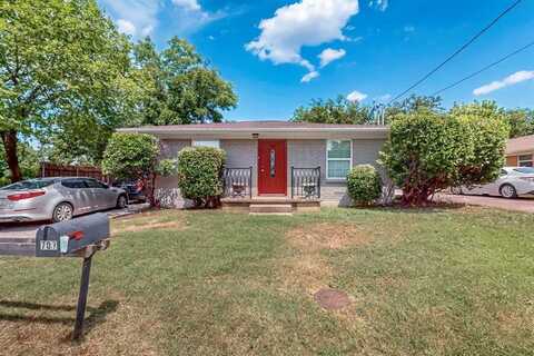 707 Bailey Street, Denton, TX 76205