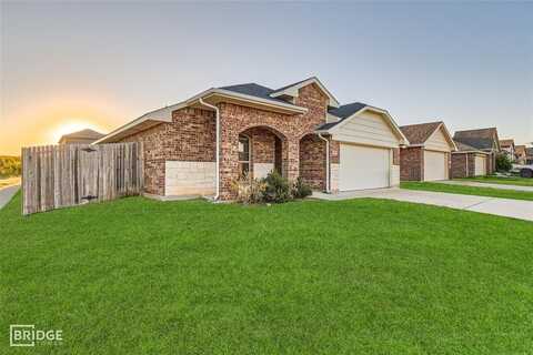9105 Poynter Street, Fort Worth, TX 76123