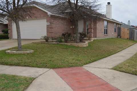 816 Savage Drive, Denton, TX 76207