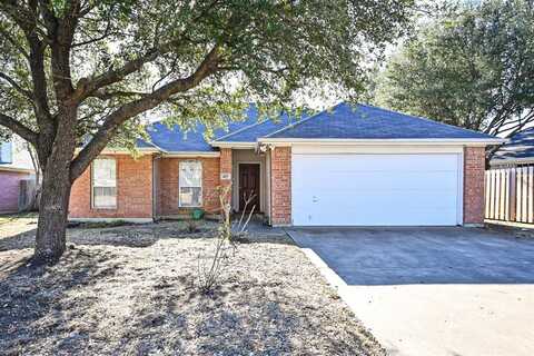 415 Preston Drive, Cleburne, TX 76033