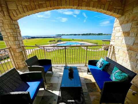 9900 Northshore Boulevard, Corsicana, TX 75109