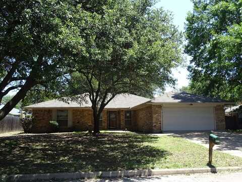 3304 Wayland Drive, Fort Worth, TX 76133