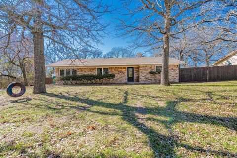 1004 E Wilbarger Street, Bowie, TX 76230