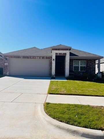 1916 Village Creek Lane, Denton, TX 76208