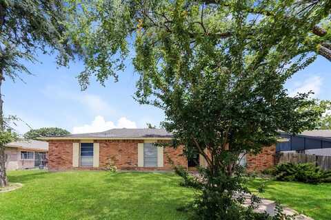 3317 Kenwood Drive, Rowlett, TX 75089