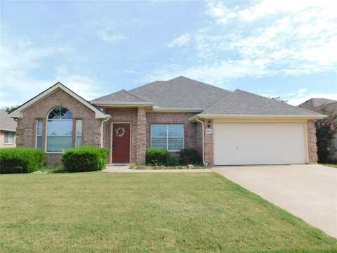 5800 Creekway Drive, Denton, TX 76226