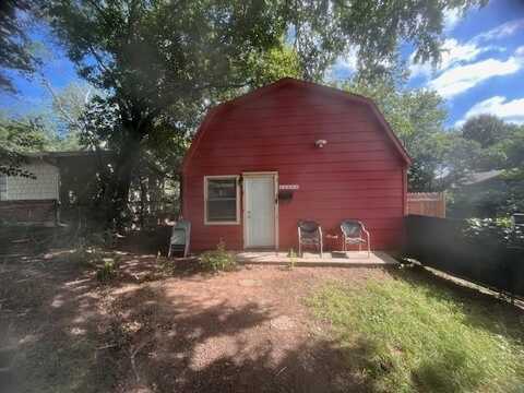 1220 Knight Street, Denton, TX 76205