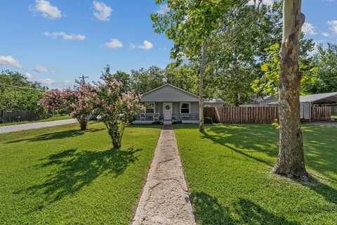 710 W Willow Street, Sanger, TX 76266