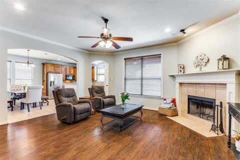 400 Commonwealth Drive, Saginaw, TX 76179