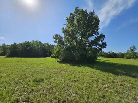 0 Willow Creek Dr, Palestine, TX 75801