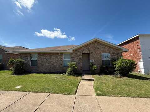 1936 Encino Drive, Lancaster, TX 75146