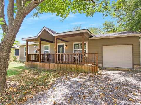 425 W Marshall Drive, Van Alstyne, TX 75495
