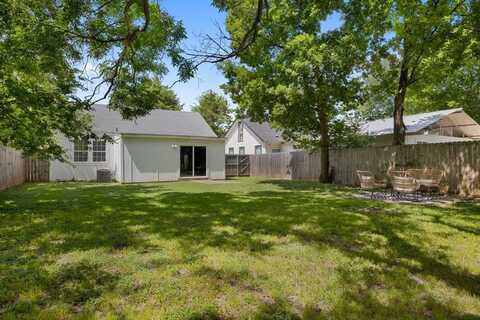 718 Genoa Avenue, Dallas, TX 75216