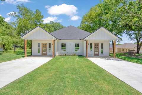 516 S 4th Street, Bonham, TX 75418