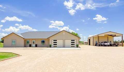 305 County Rd 306, Seminole, TX 79360